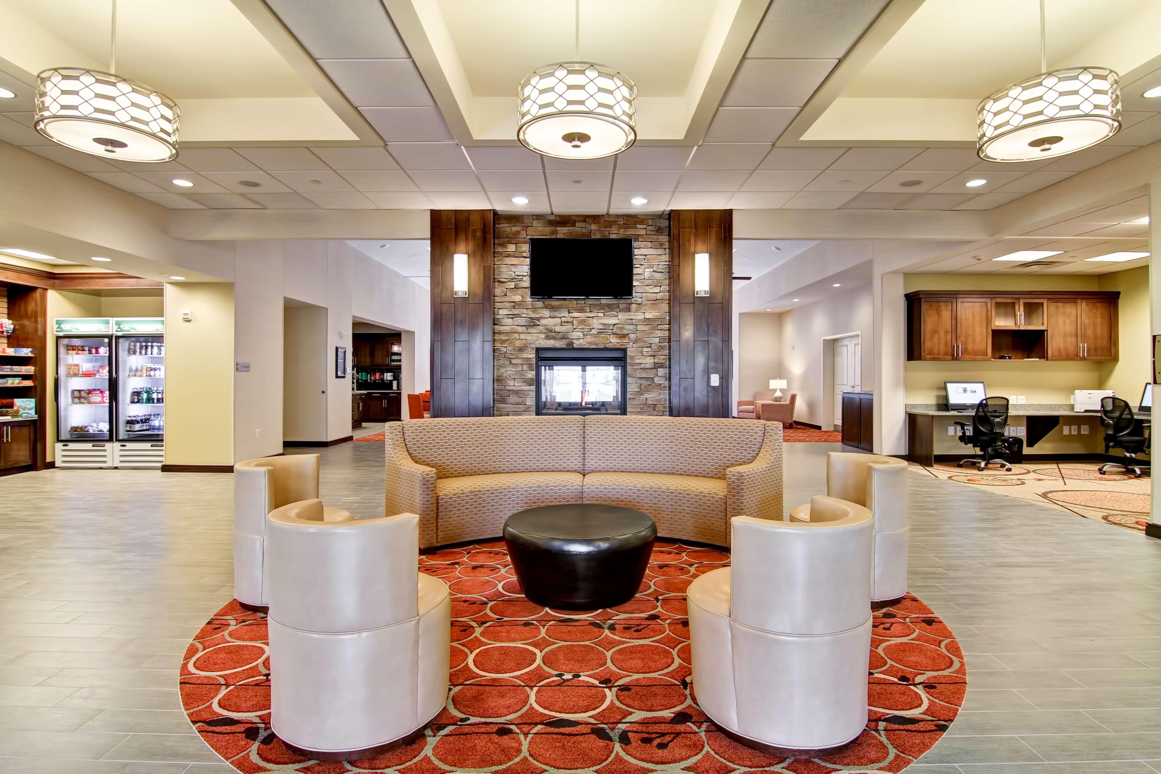 Homewood Suites By Hilton Woodbridge Bagian luar foto