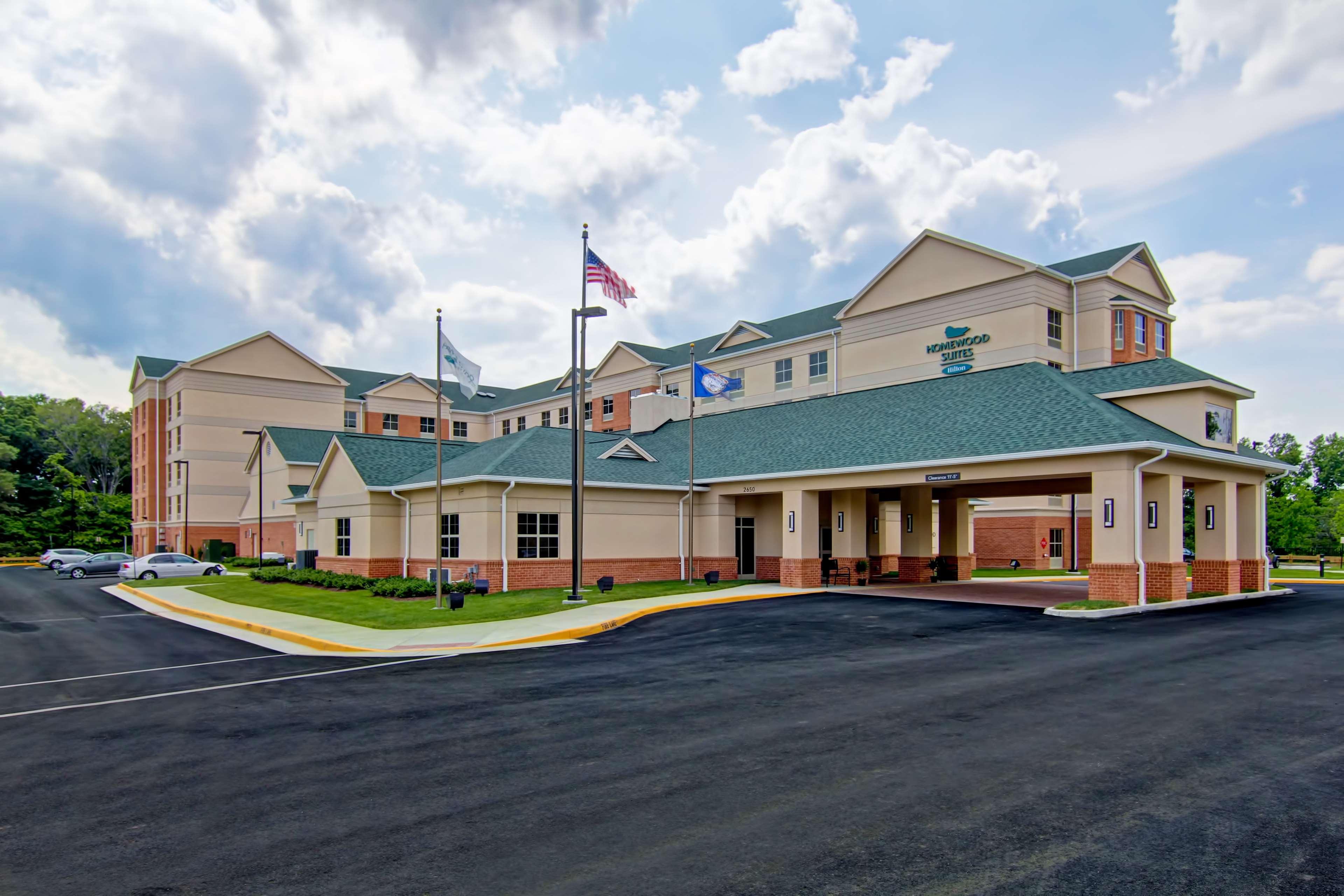 Homewood Suites By Hilton Woodbridge Bagian luar foto
