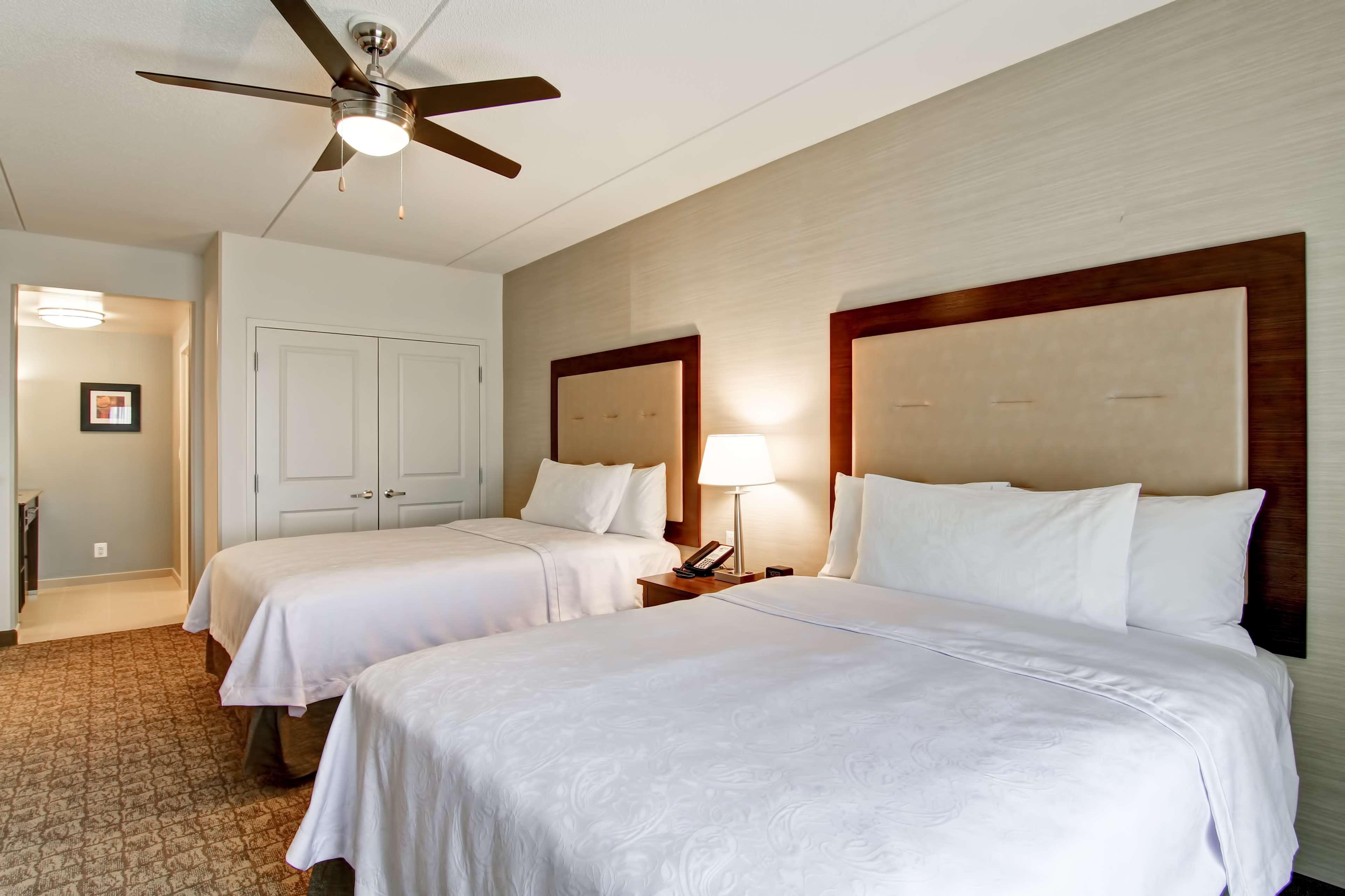 Homewood Suites By Hilton Woodbridge Bagian luar foto