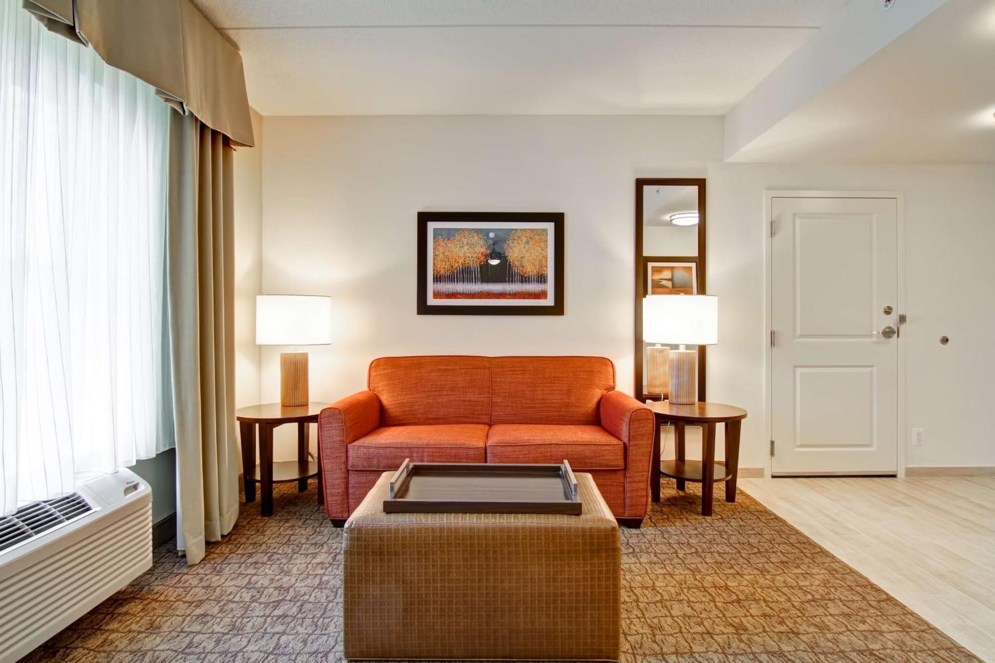 Homewood Suites By Hilton Woodbridge Bagian luar foto